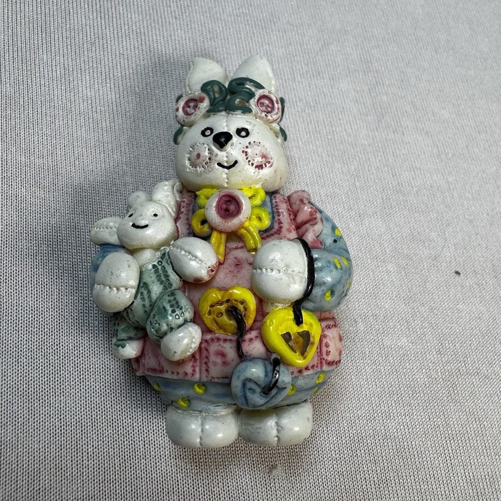 Easter Bunny Brooch Vintage Spring Mom & Baby Rabbit Resin Jewelry‎ Pin